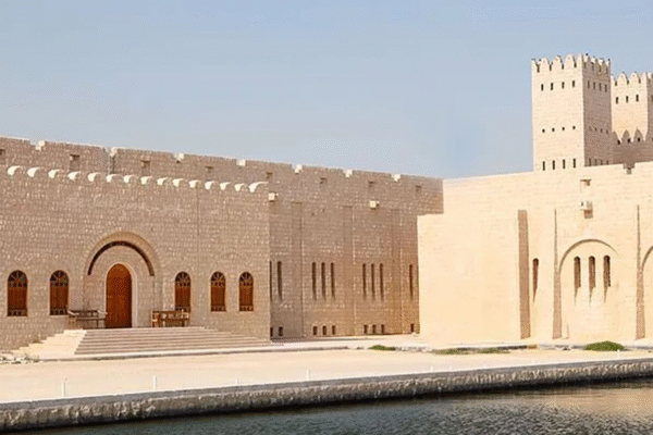 Sheikh Faisal Museum & Al Shahaniya Camel Track private tour